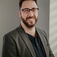 Brett Surbey, contributor at Money.ca.ca